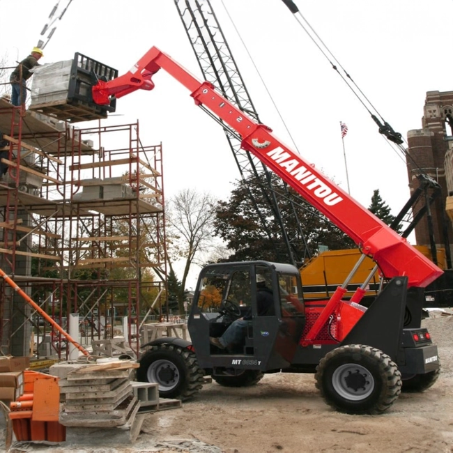 Telehandlers hover